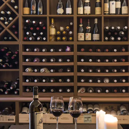 De' Ricci - Small Luxury Of The World