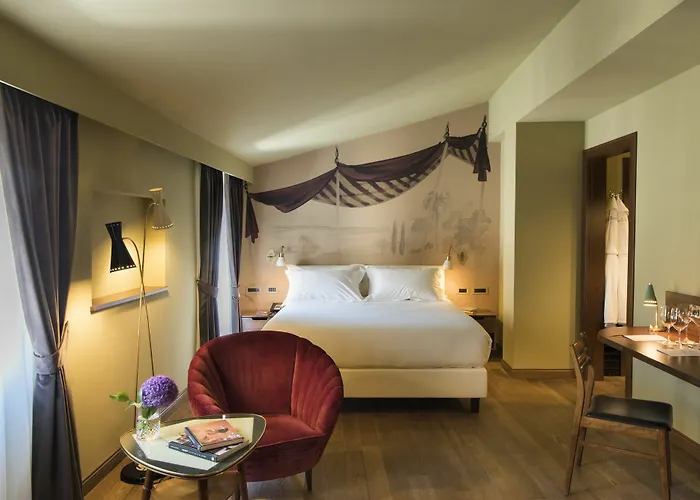 Hotel De' Ricci - Small Luxury Of The World 4*