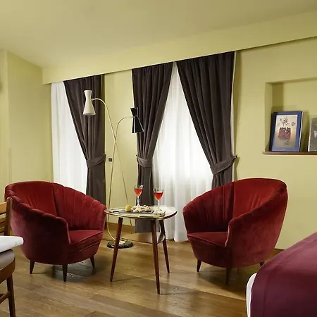 De' Ricci - Small Luxury Of The World 4*